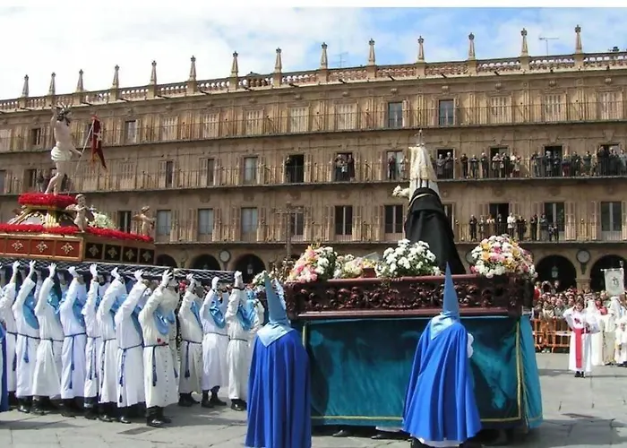 아파트 El Balcon Lujo En La Propia Plaza Mayor