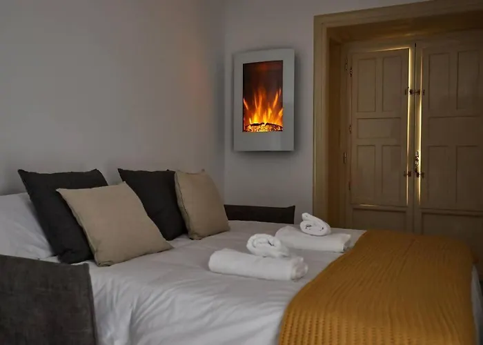 El Balcon Lujo En La Propia Plaza Mayor Apartment